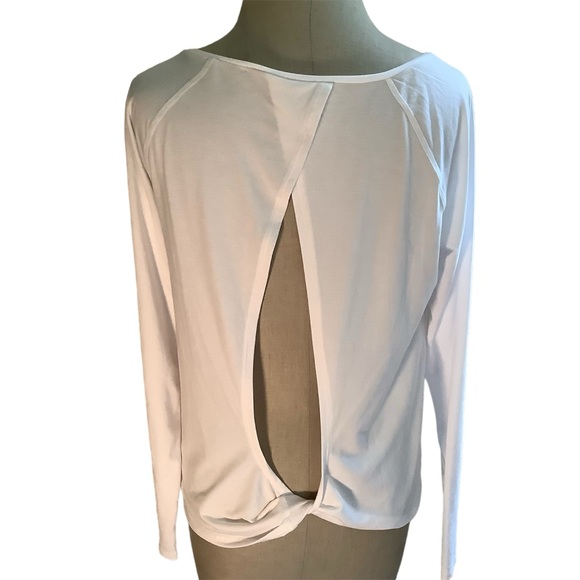 Gapfit Breathe White Breathable  Light Weight Shirt - Picture 2 of 6